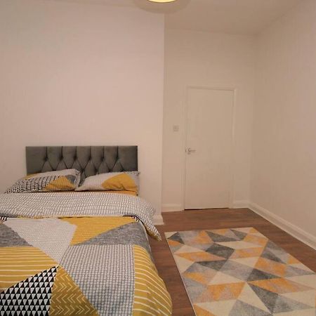 Apartamento Ideal 2 Bed Flat Close To City Londres Exterior foto