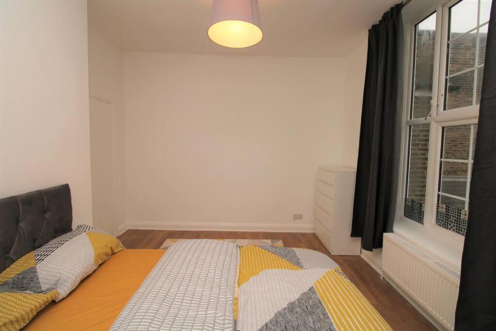 Apartamento Ideal 2 Bed Flat Close To City Londres Exterior foto
