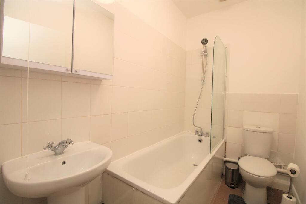 Apartamento Ideal 2 Bed Flat Close To City Londres Exterior foto