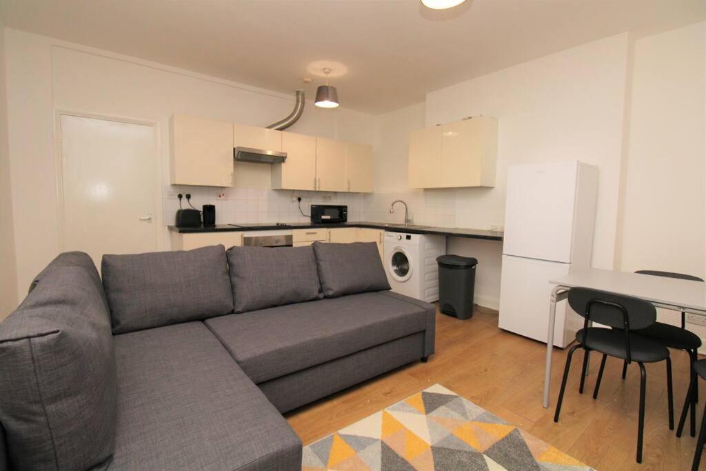Apartamento Ideal 2 Bed Flat Close To City Londres Exterior foto